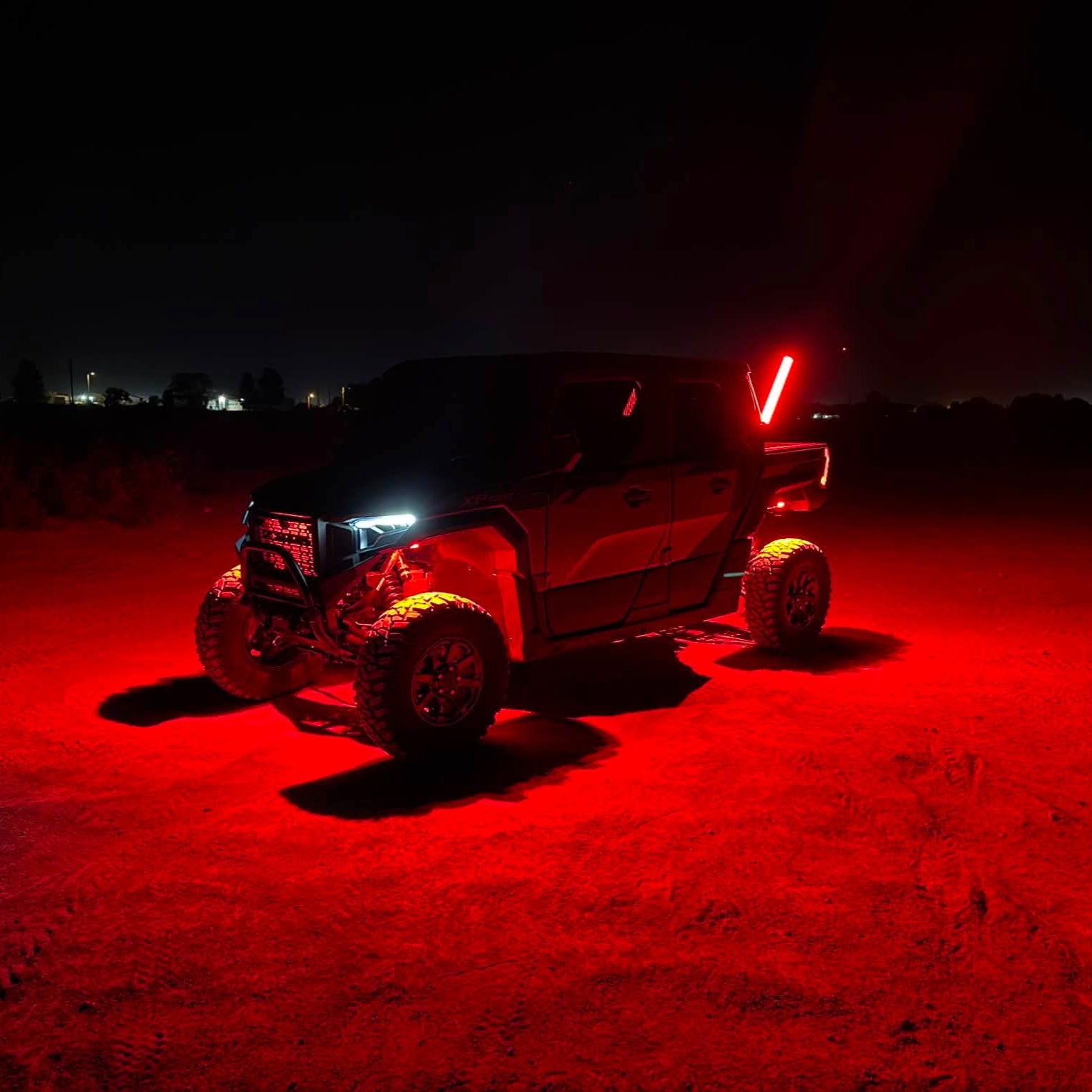 (UTV) Bundle: RGB+W Rock Light + Whip