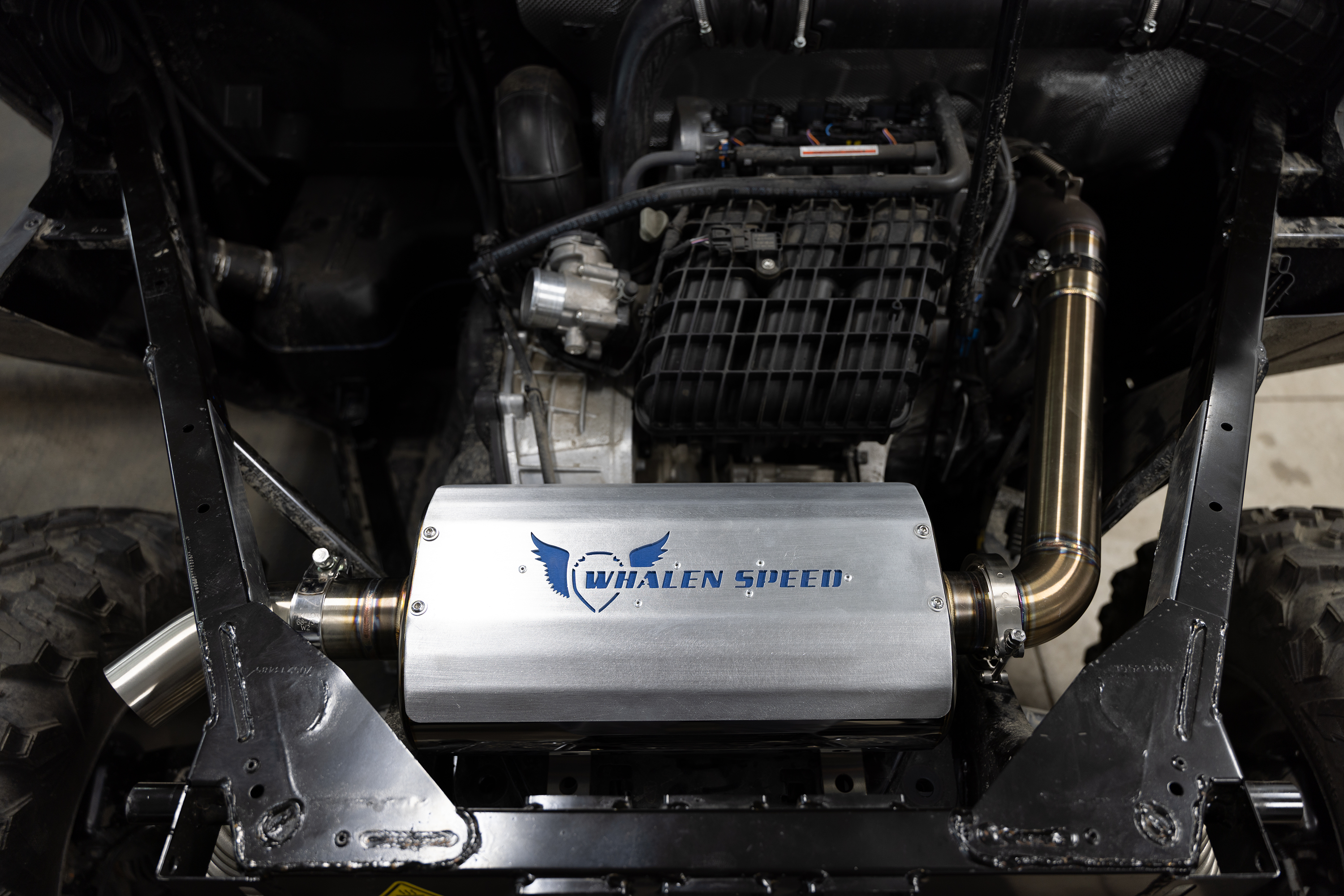 WSRD Side Exit Exhaust System | Defender HD11 (Non-Turbo)