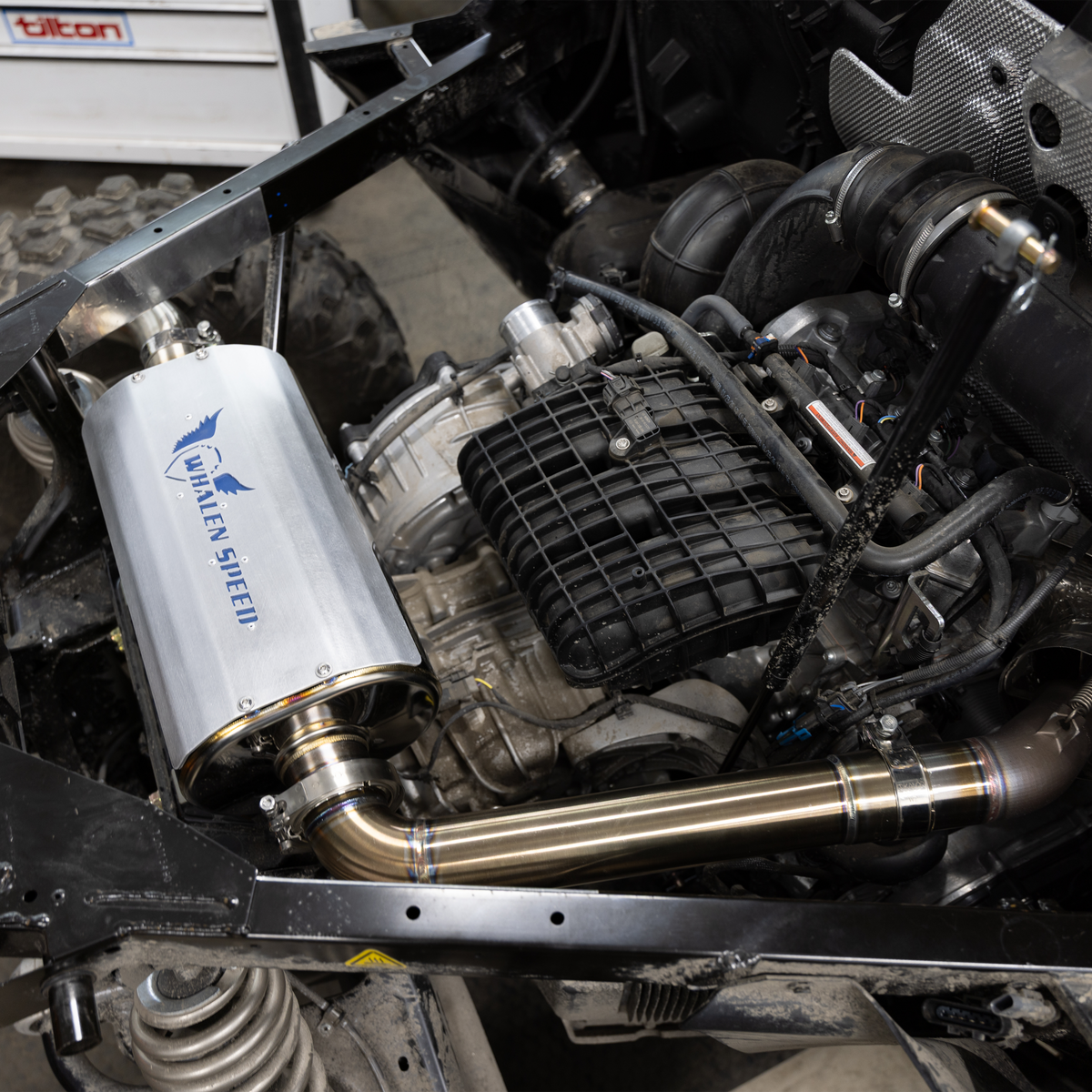 WSRD Side Exit Exhaust System | Defender HD11 (Non-Turbo)
