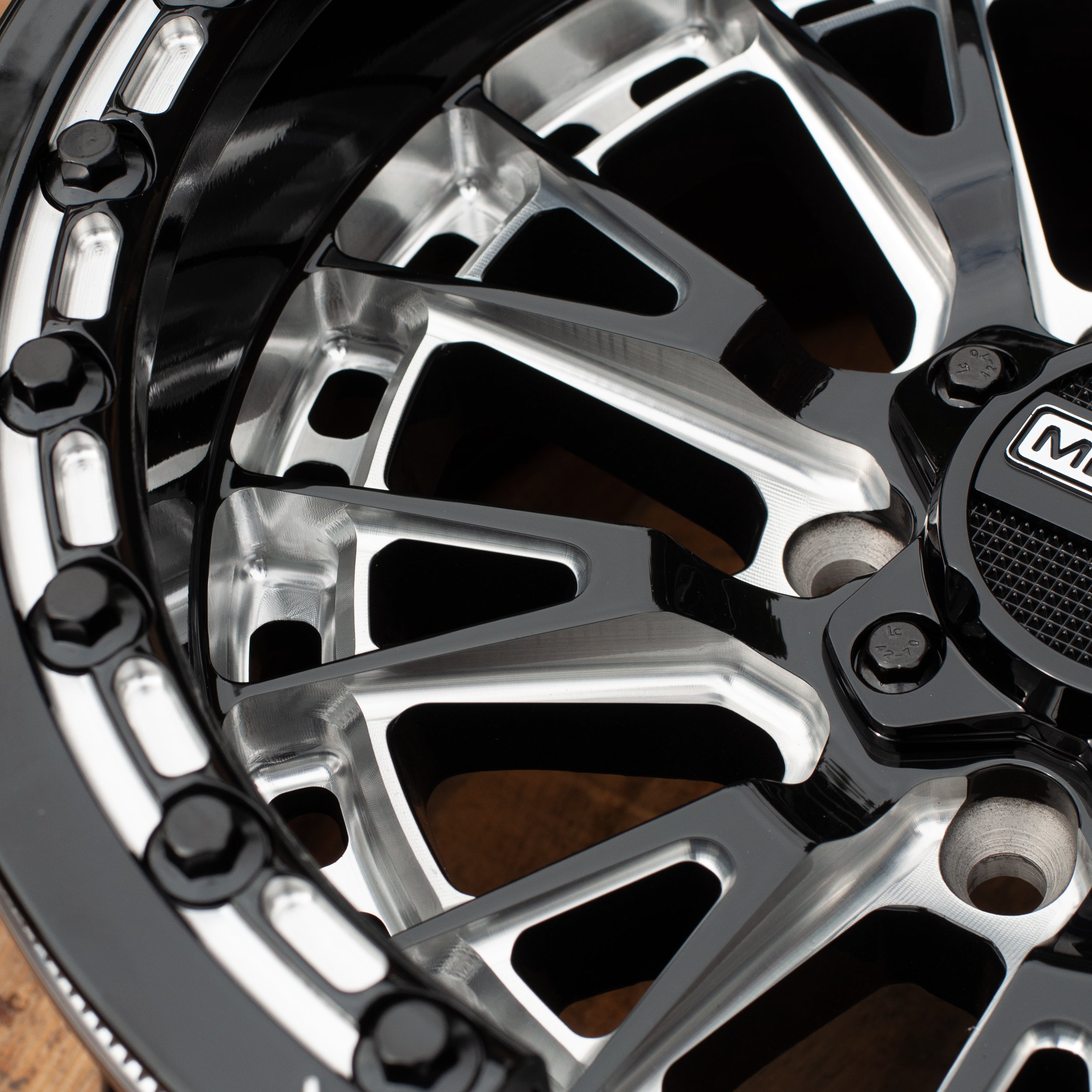 Slayer R Beadlock | Gloss Black Contrast Cut