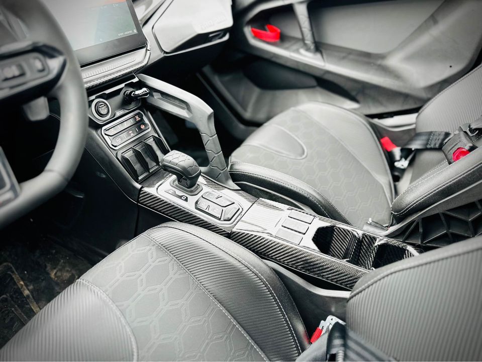 CAN AM MAVERICK R CARBON FIBER - FRONT CENTER CONSOLE