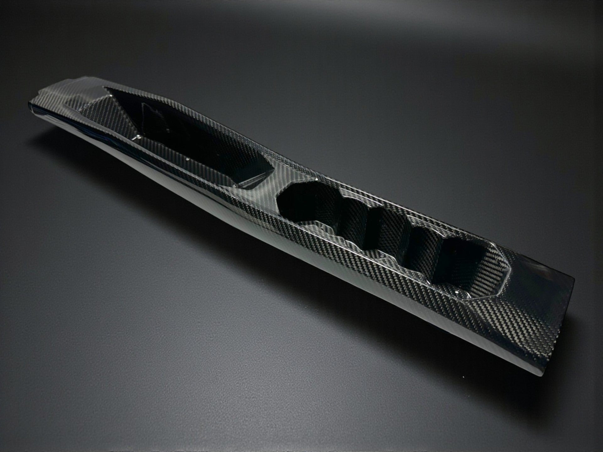 CAN AM MAVERICK R 'MAX' CARBON FIBER - REAR CENTER CONSOLE