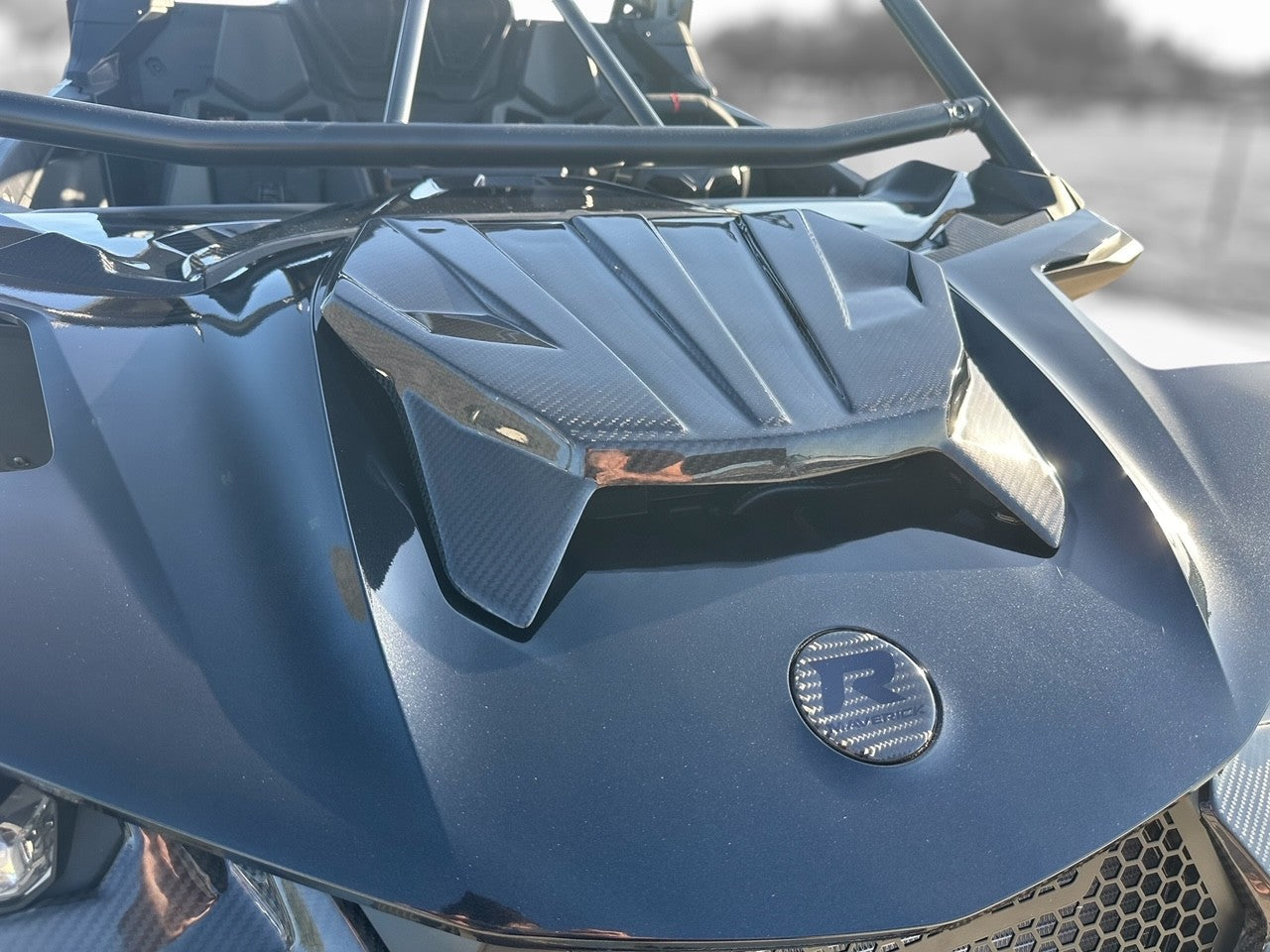 CAN AM MAVERICK R CARBON FIBER R24 CENTER HOOD - SMART SHOX ONLY