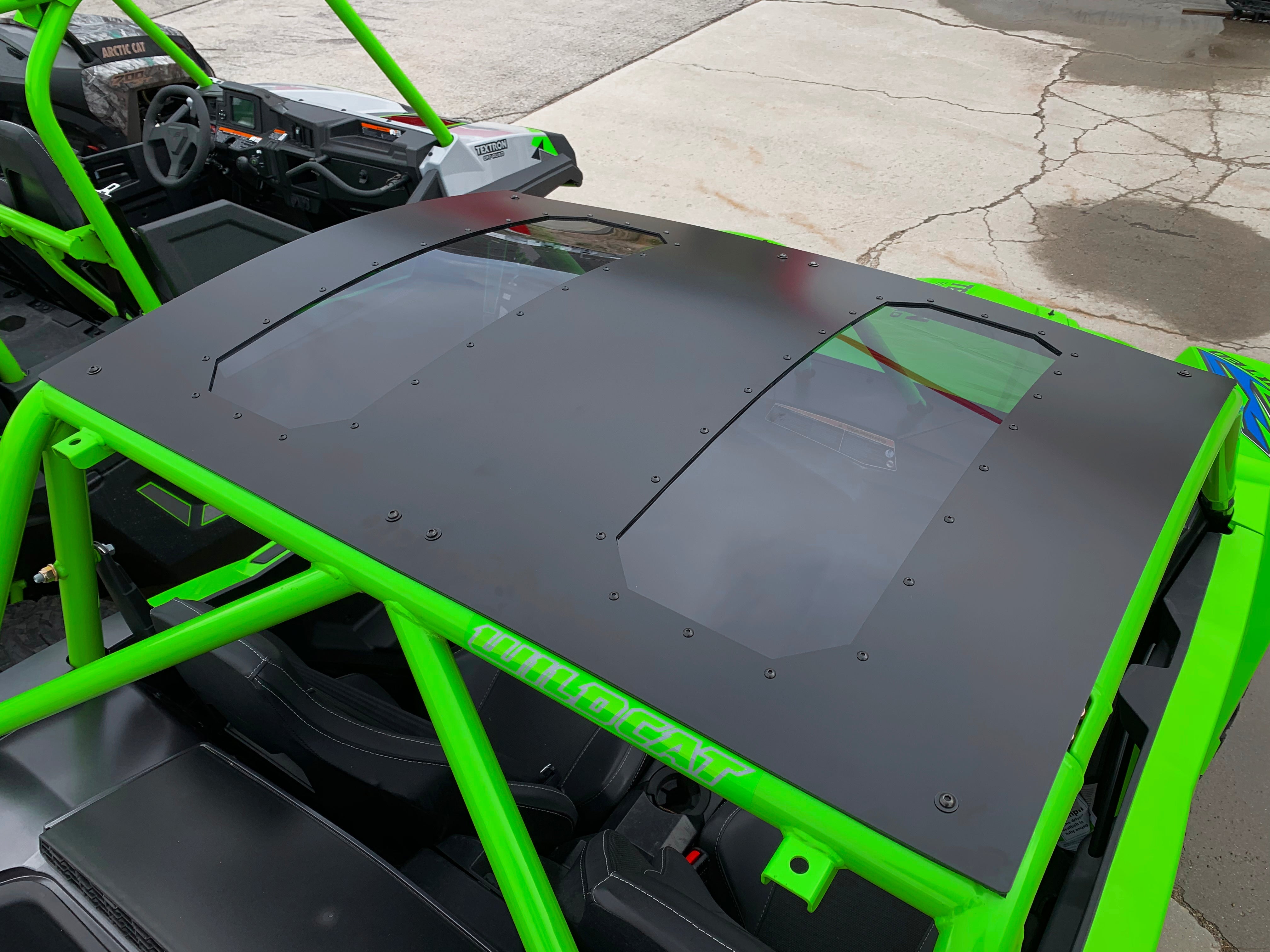 Wild Cat Aluminum Roof with Sunroof